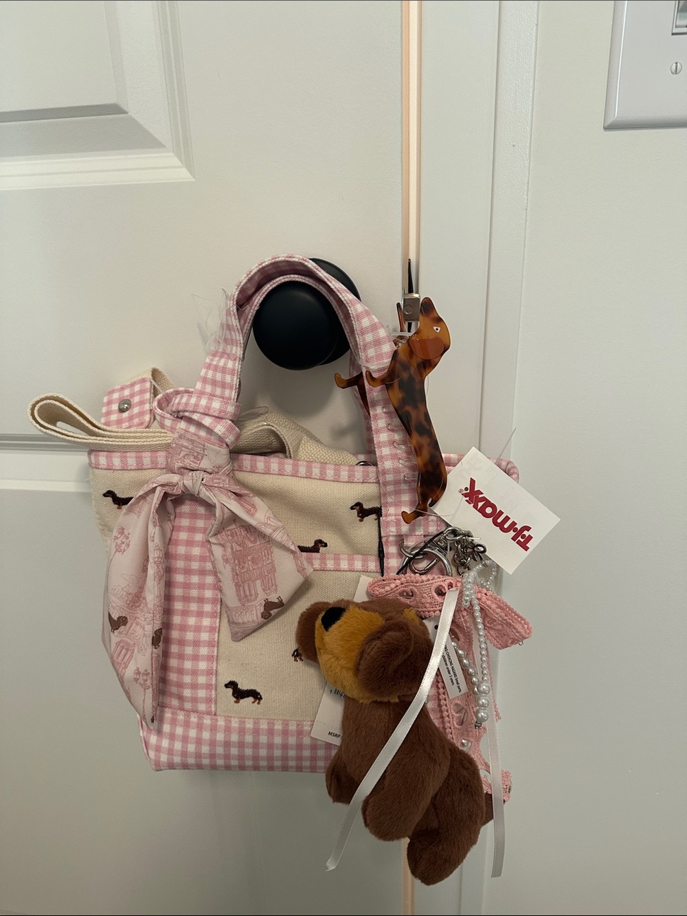 Madden girl Pink Dachshund Tote Bag with Charm Keychain NWT
